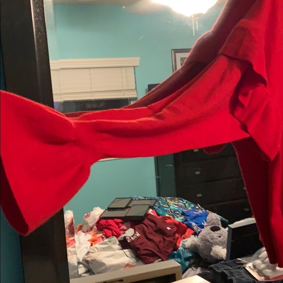 Levi Sweater - Picture 3 of 3